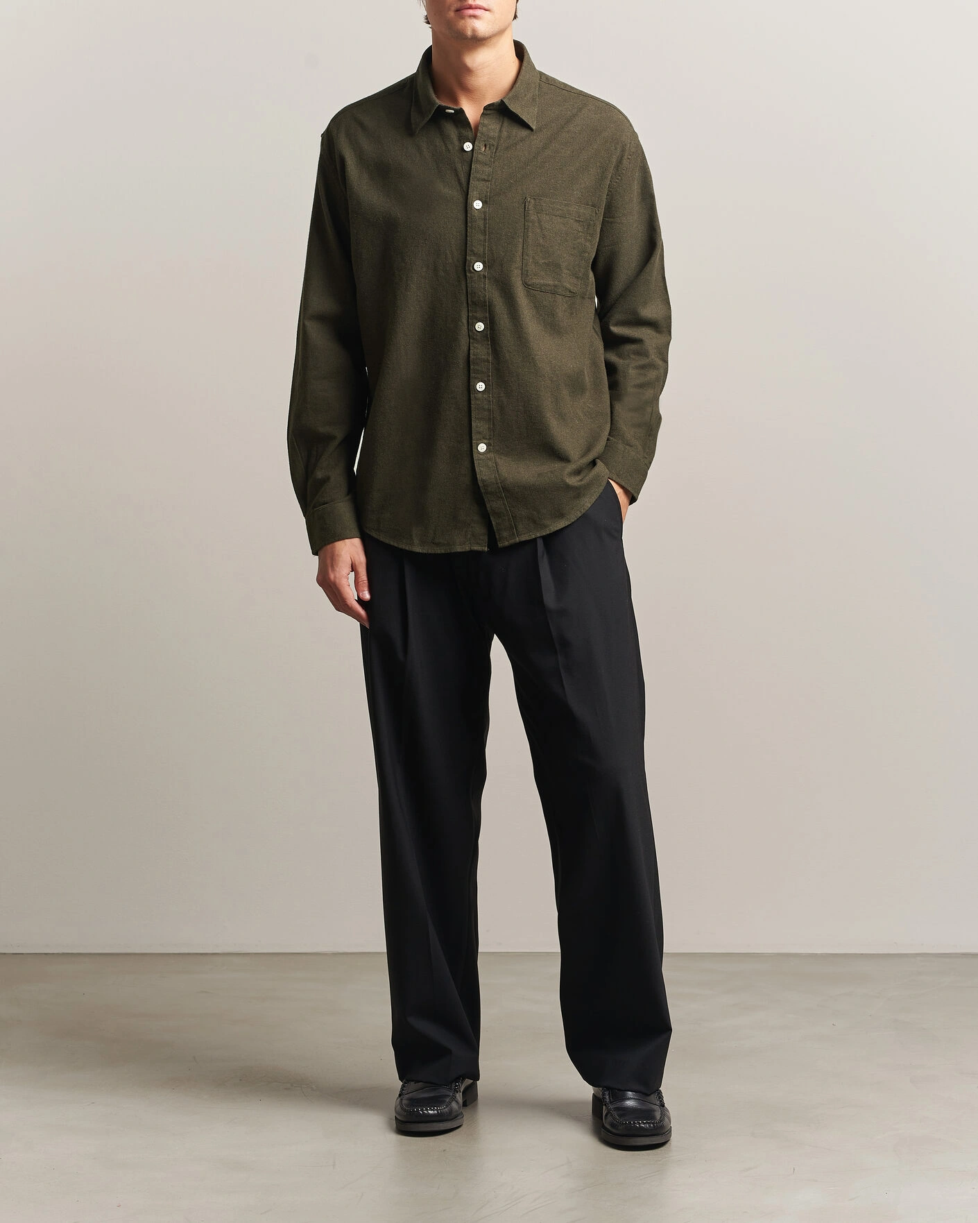 Herr | Skjortor | NN07 | Dino Brushed Flannel Shirt Dark Army