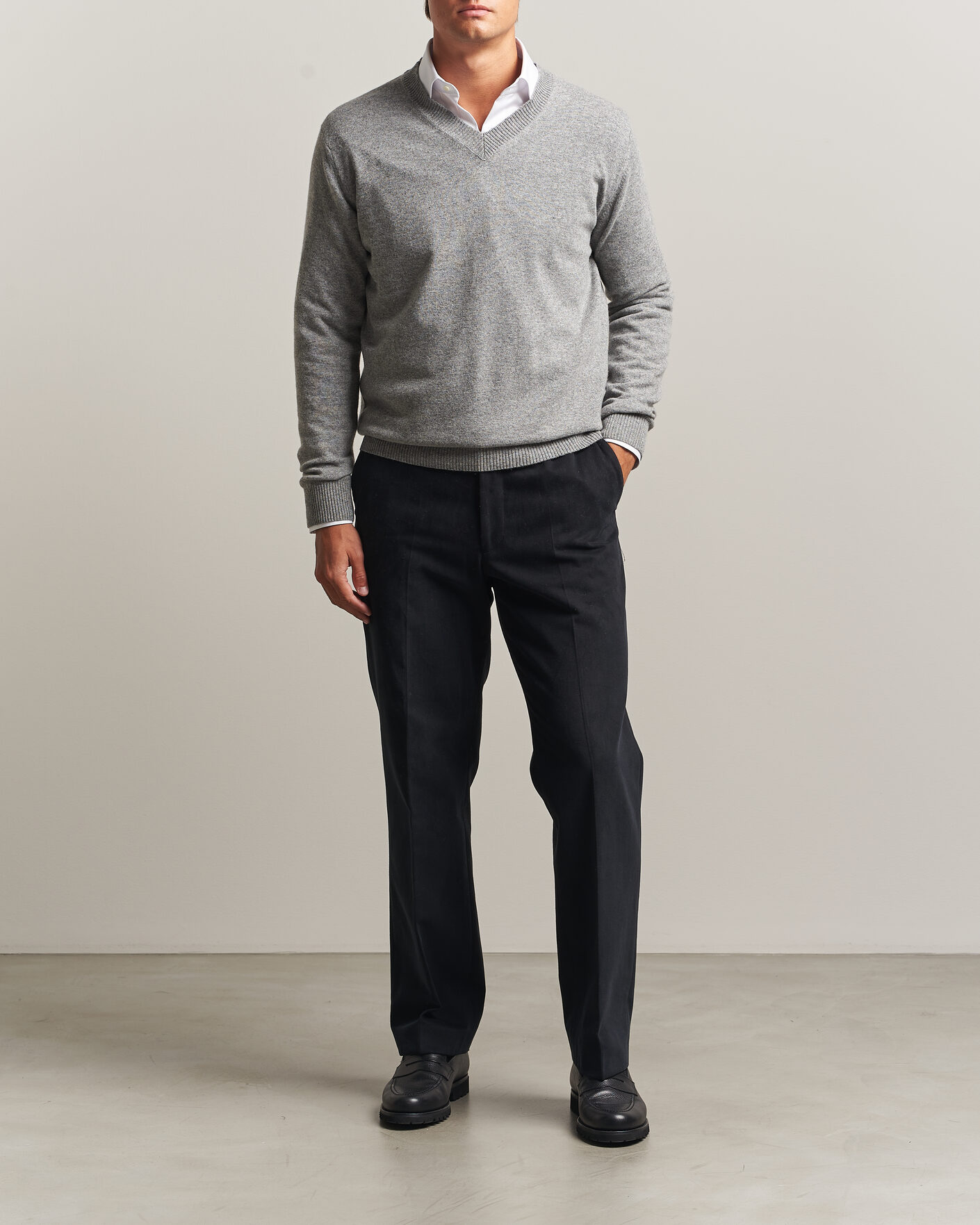 Herr | Tröjor | Oscar Jacobson | Gregor Wool/Cashmere V-Neck Grey Melange