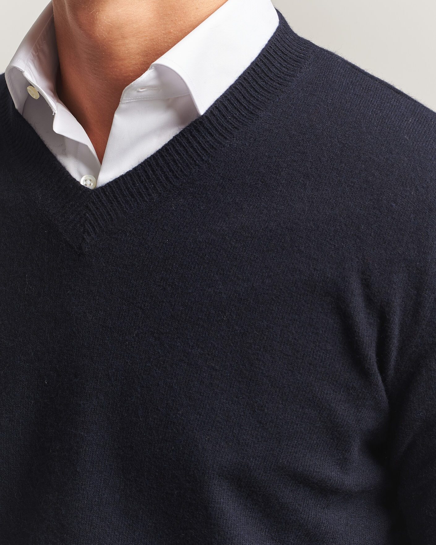 Herr | Tröjor | Oscar Jacobson | Gregor Wool/Cashmere V-Neck Navy