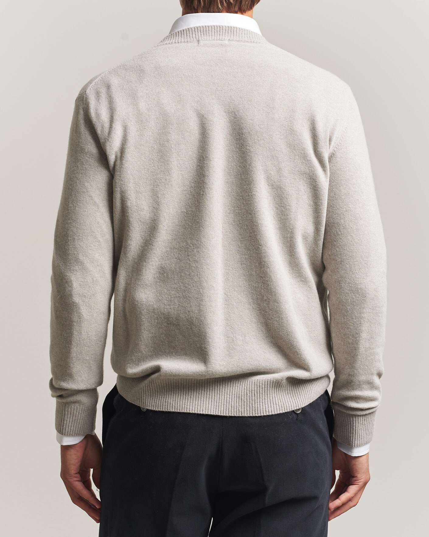 Herr | Tröjor | Oscar Jacobson | Gregor Wool/Cashmere V-Neck Light Beige