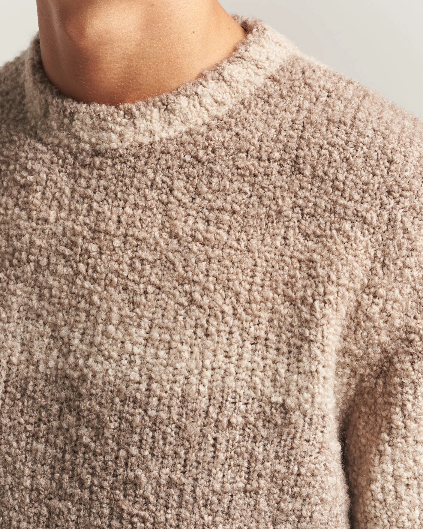 Herr | Tröjor | Oscar Jacobson | Ronnie Heavy Knitted Wool Crewneck Beige