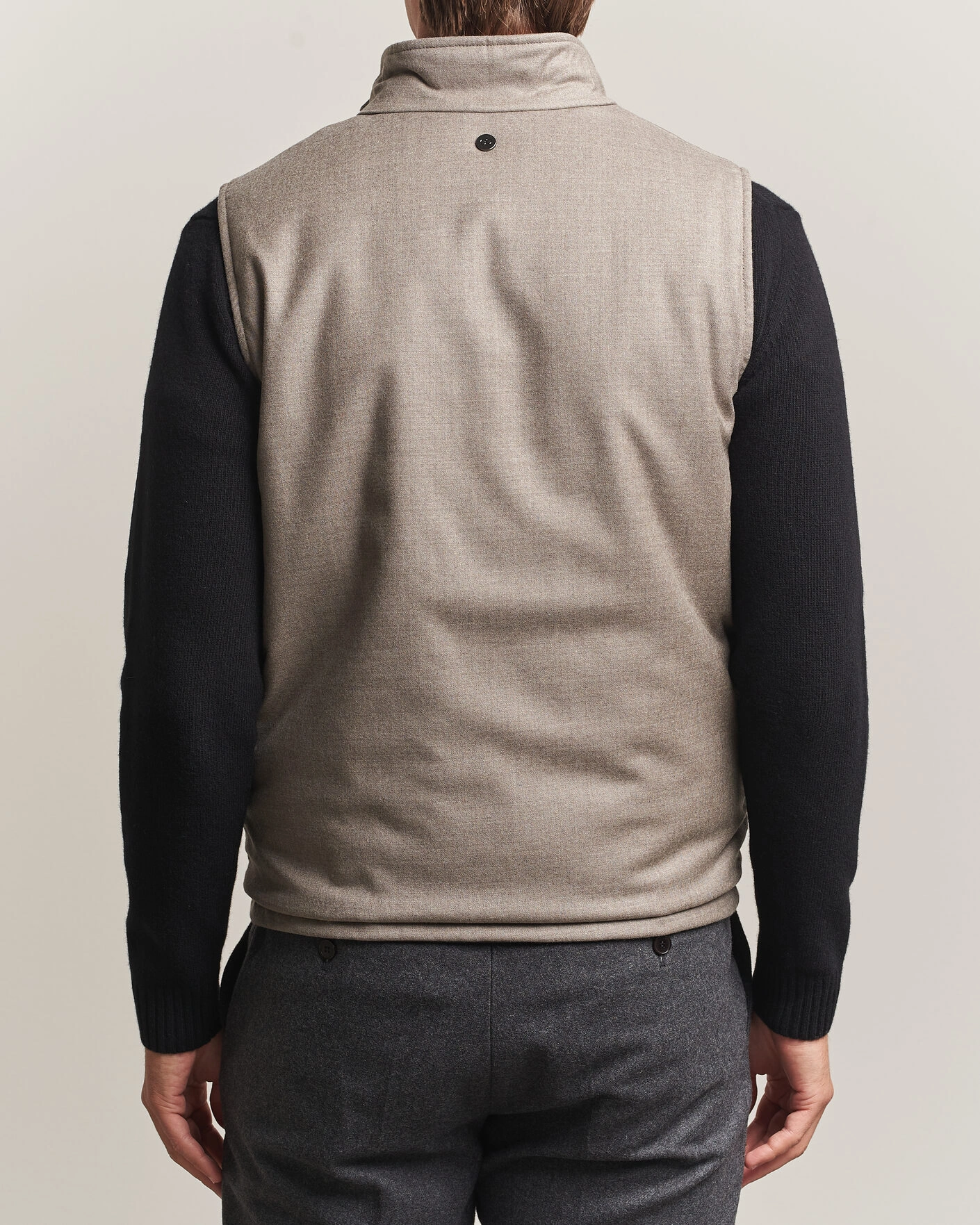 Herr | Västar | Oscar Jacobson | Nylon/Wool Reversible Vest Taupe