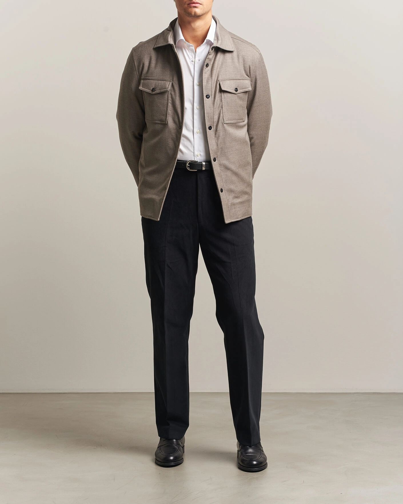 Herr | Jackor | Oscar Jacobson | Nylon/Wool Padded Shirt Jacket Taupe