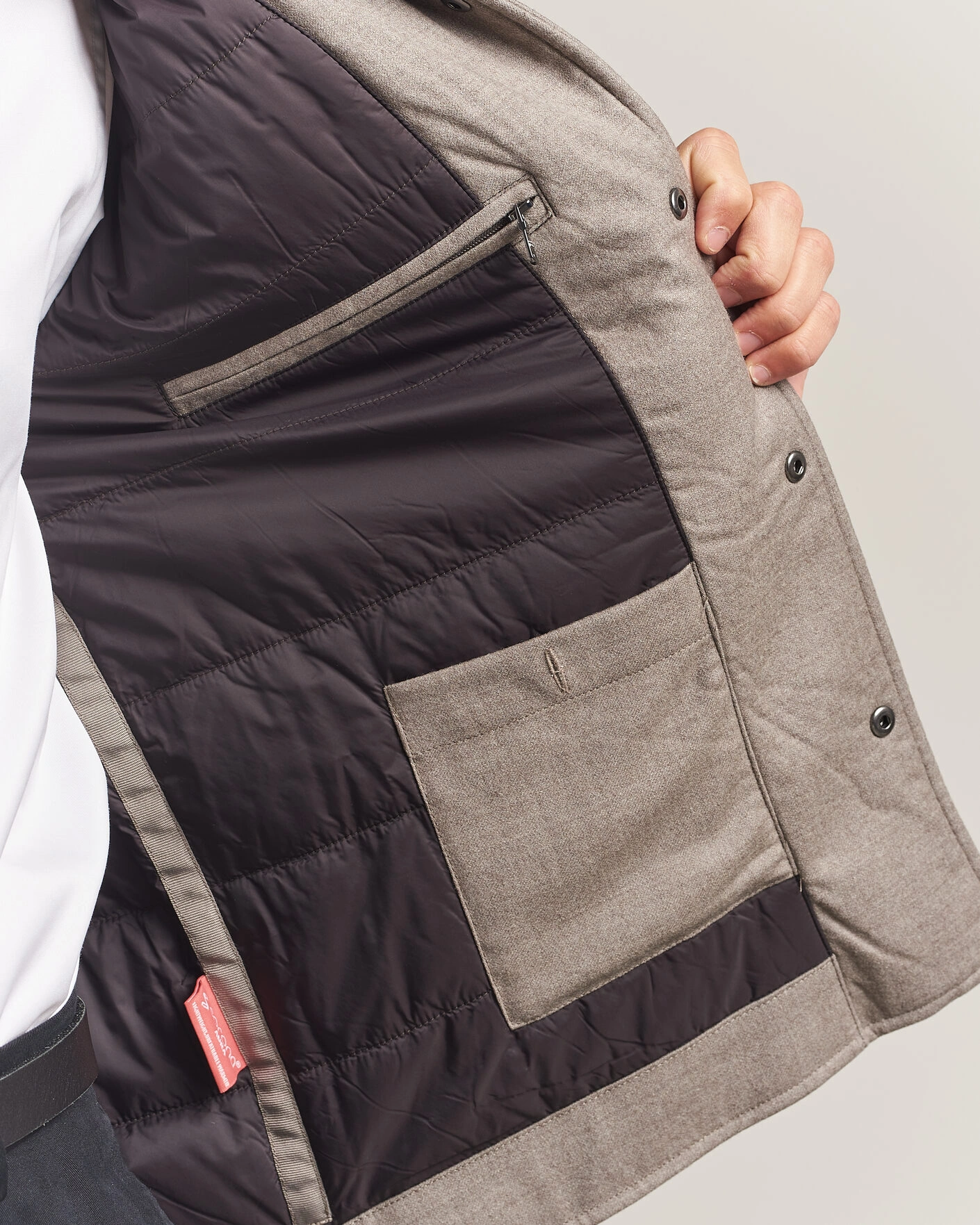 Herr | Jackor | Oscar Jacobson | Nylon/Wool Padded Shirt Jacket Taupe