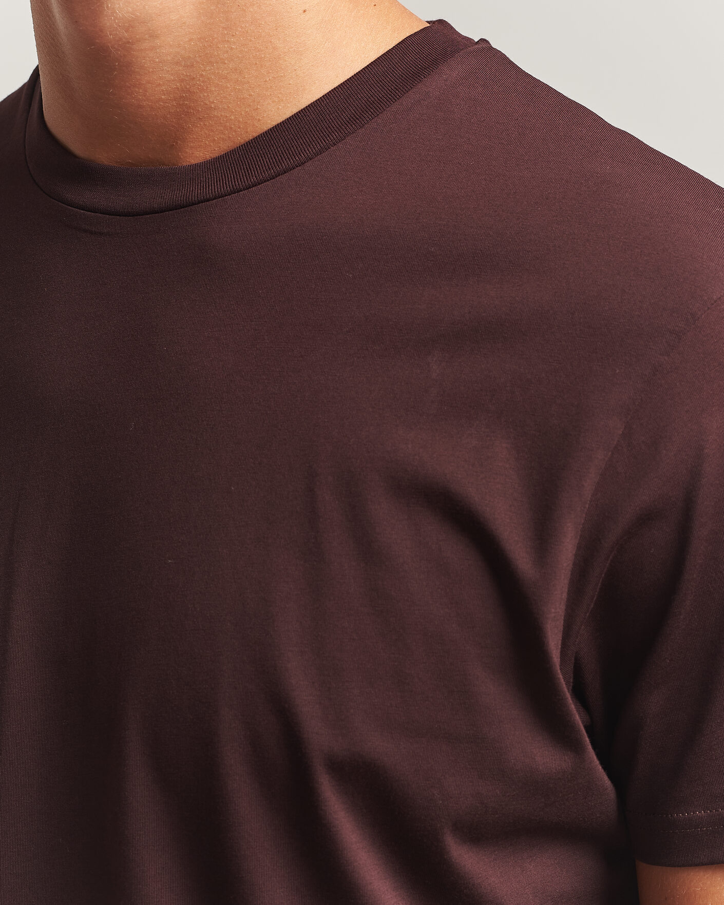 Herr | T-Shirts | Sunspel | Riviera Midweight T-Shirt Dark Brown