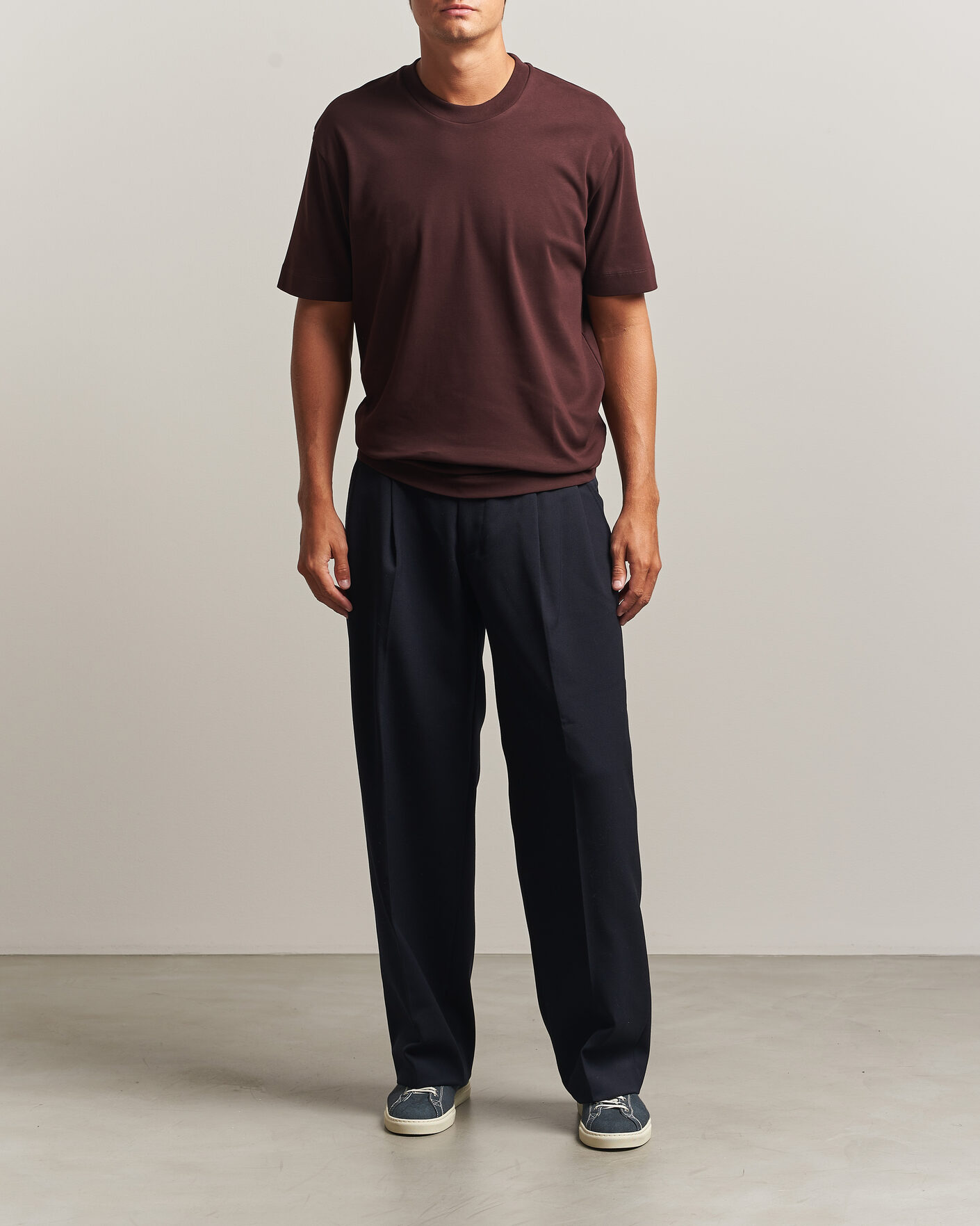 Herr | T-Shirts | Sunspel | Heavy Weight Supima Cotton T-Shirt Dark Brown