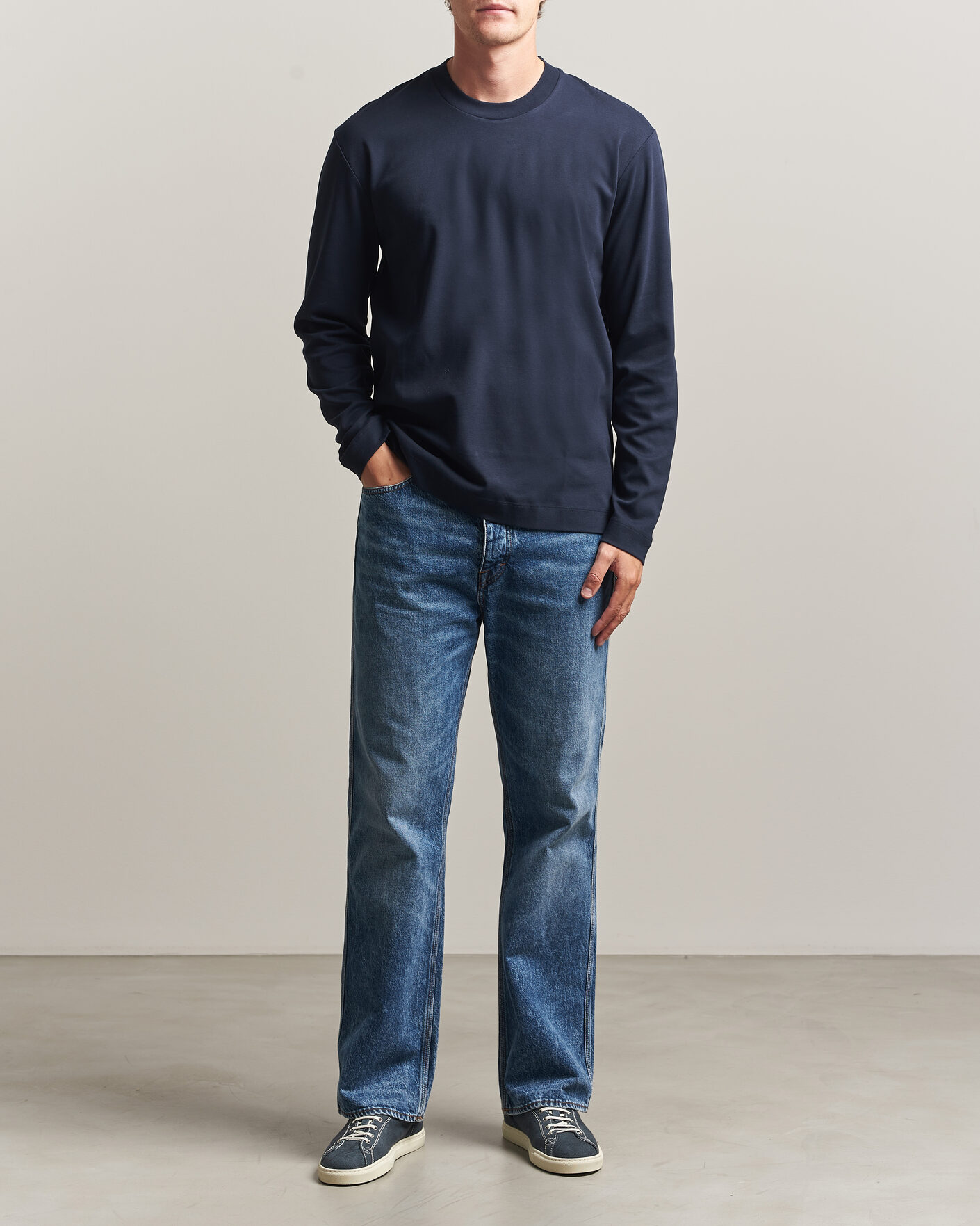 Herr | T-Shirts | Sunspel | Heavy Weight Supima Cotton Long Sleeve T-Shirt Navy
