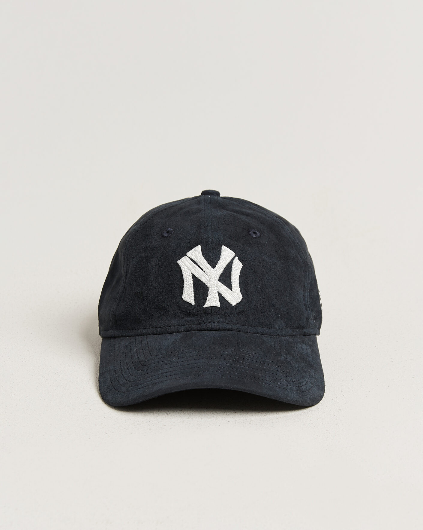 Herr | New Era 9Twenty Suede New York Yankees Cap Navy | New Era | 9Twenty Suede New York Yankees Cap Navy