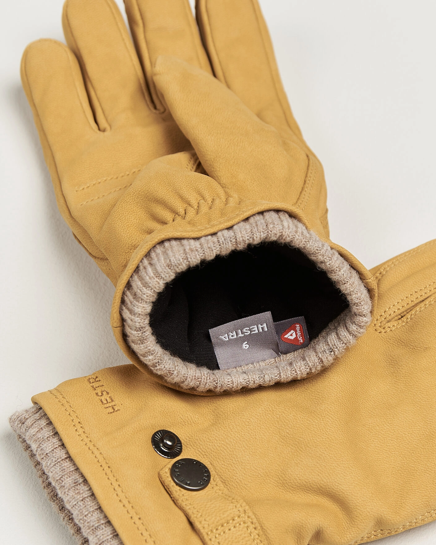 Herr | Handskar | Hestra | Bergvik Fleece Liner Buckle Nubuck Glove Tan