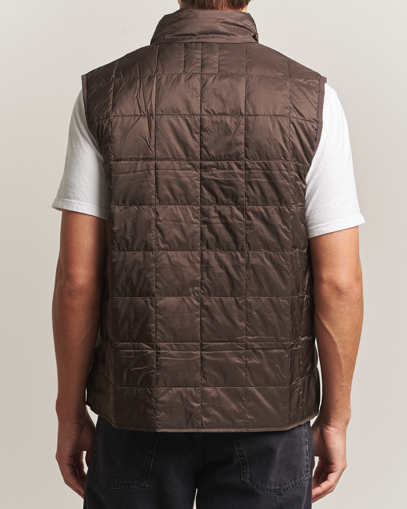Herr | Västar | TAION | High Neck Full Zip Lightweight Down Vest Dark Choco