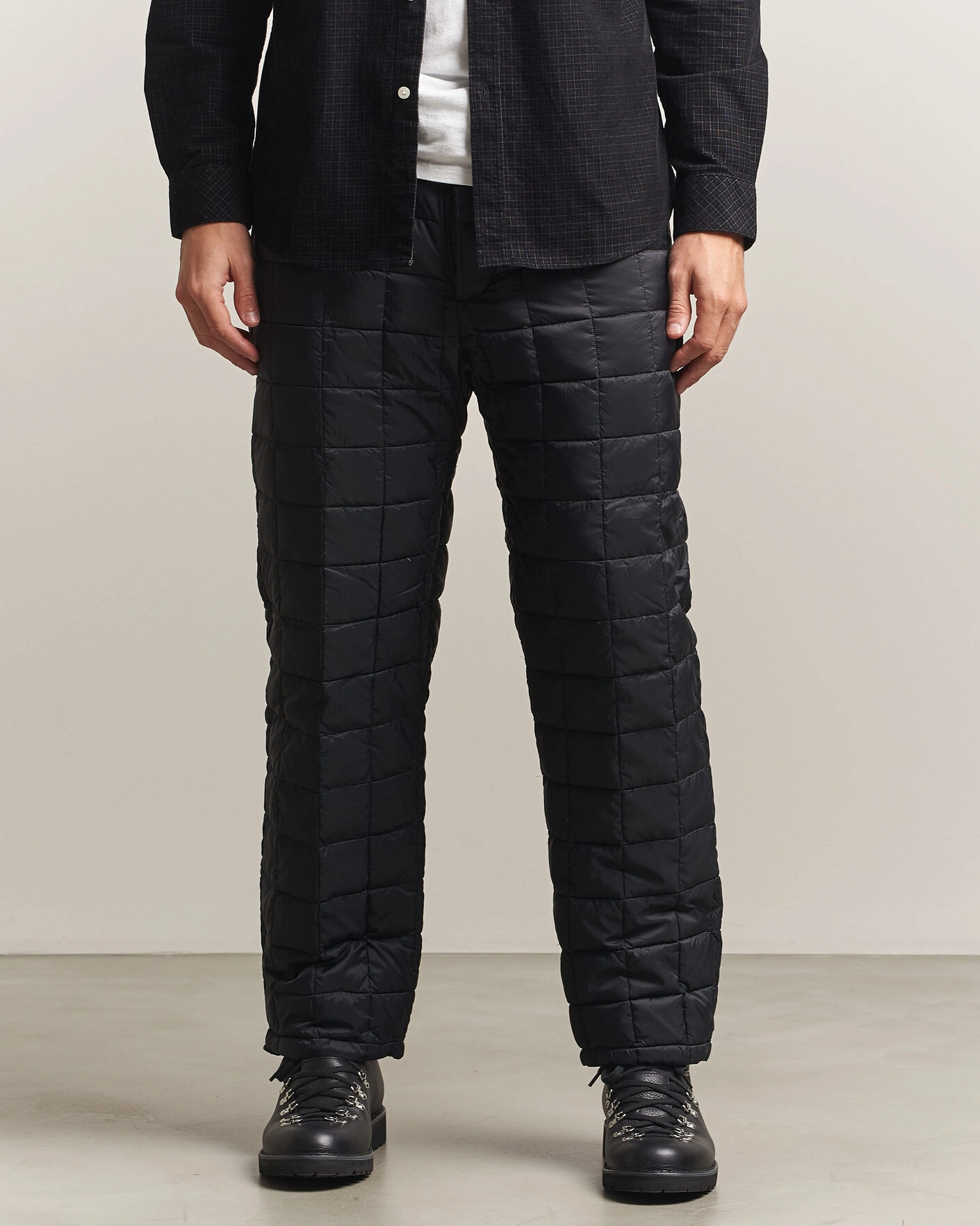 Herr | Byxor | TAION | Mountain Down Pants Black
