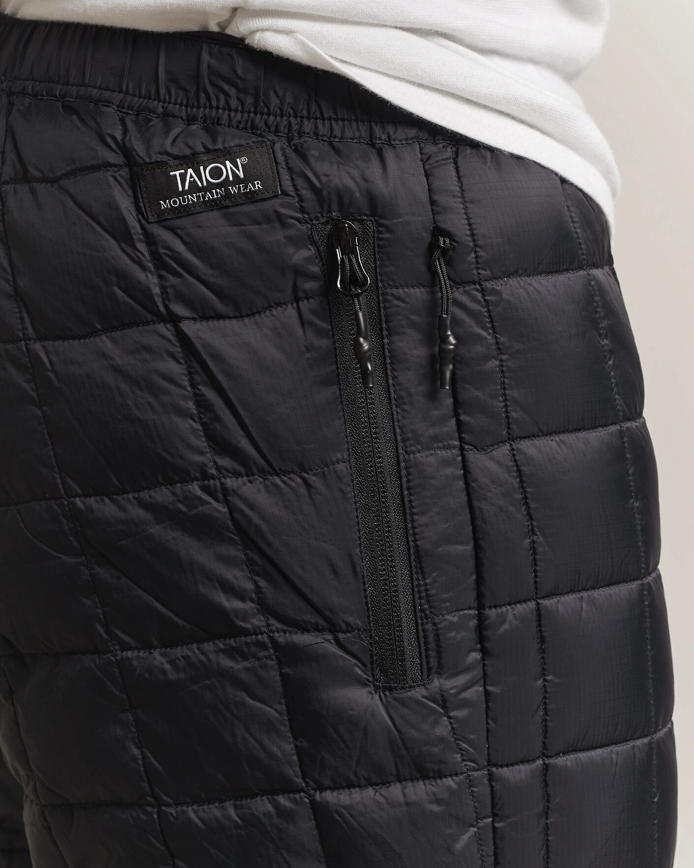 Herr | Byxor | TAION | Mountain Down Pants Black