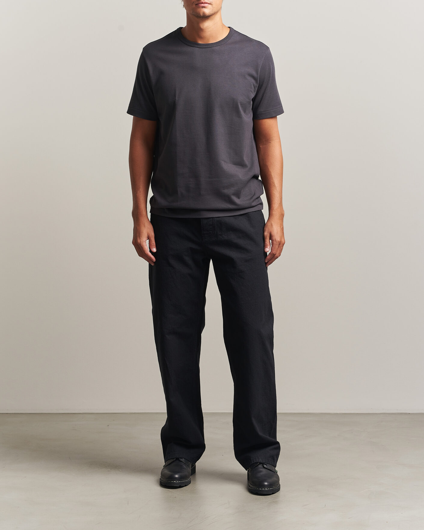 Herr | T-Shirts | Merz b. Schwanen | Classic Fit Sturdy Loopwheeled T-Shirt Charcoal