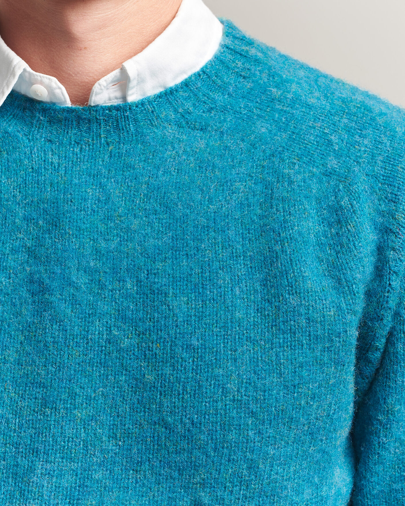 Herr | Tröjor | Harley Of Scotland | Brushed Supersoft Lambswool Crewneck Gulfstream