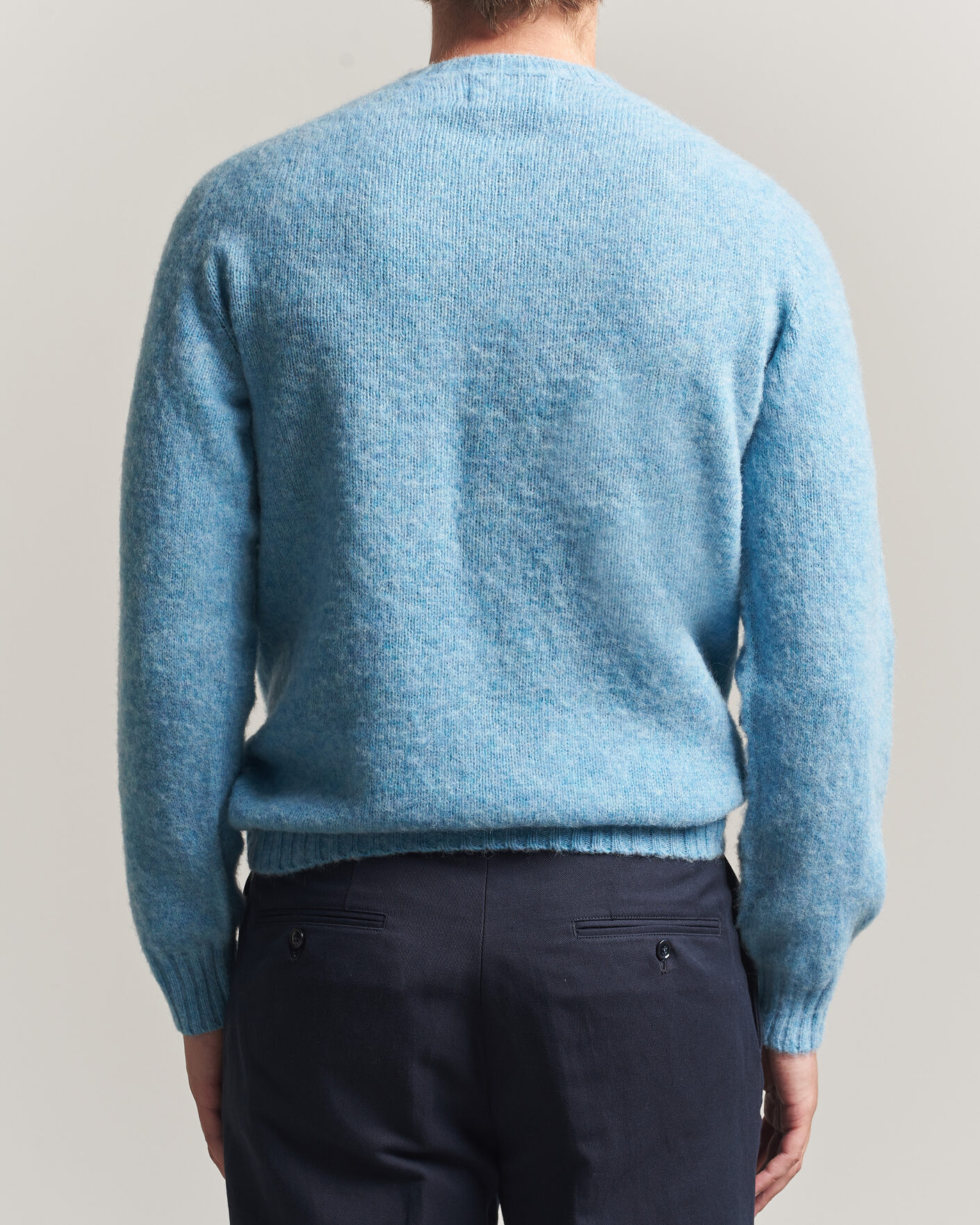 Herr | Tröjor | Harley Of Scotland | Brushed Supersoft Lambswool Crewneck Loch Blue