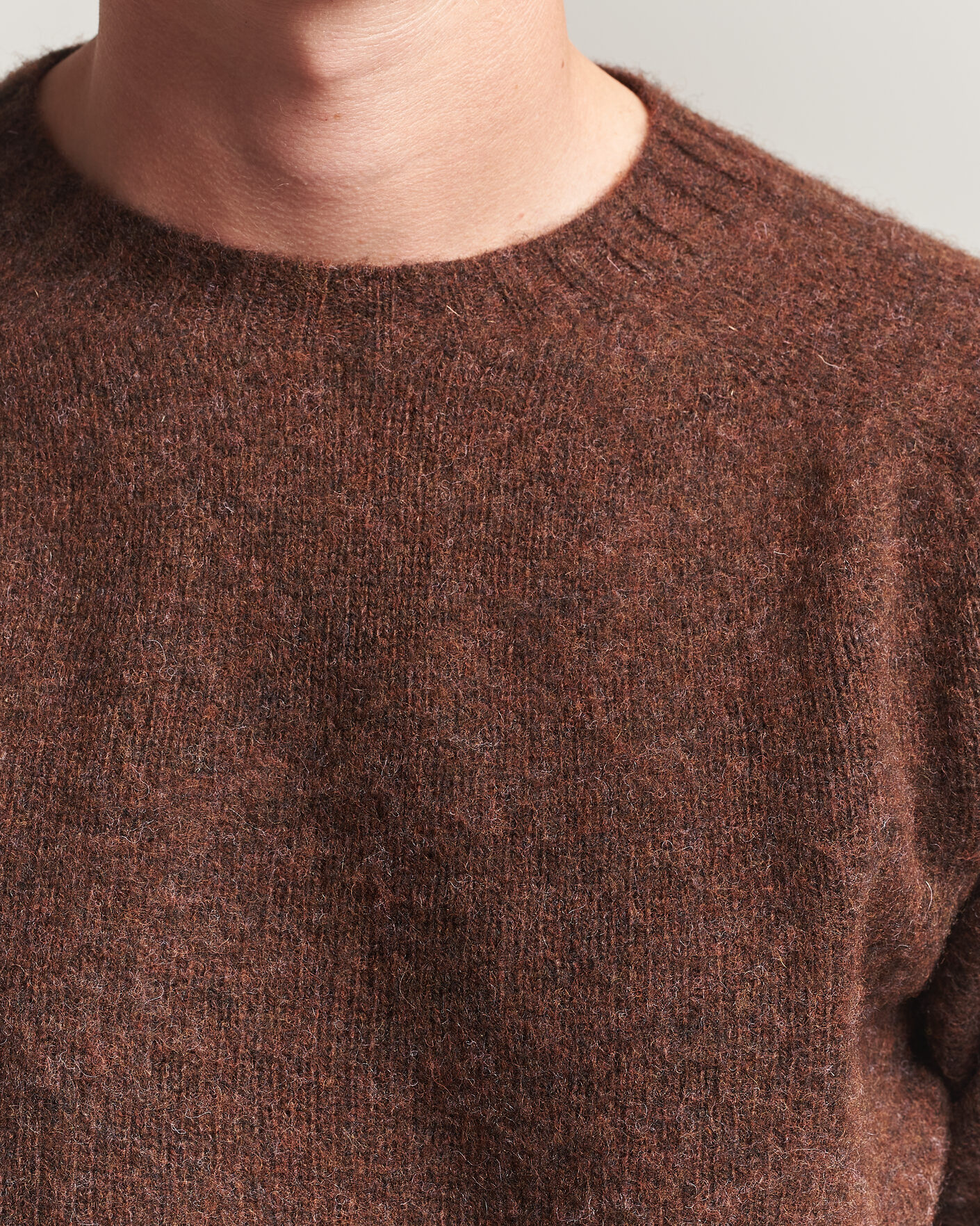 Herr | Tröjor | Harley Of Scotland | Brushed Supersoft Lambswool Crewneck Marron
