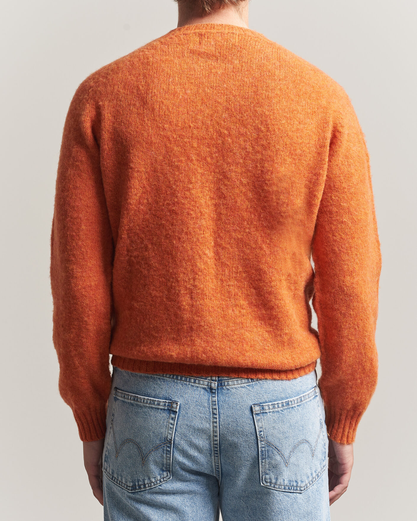 Herr | Tröjor | Harley Of Scotland | Brushed Supersoft Lambswool Crewneck Satsuma
