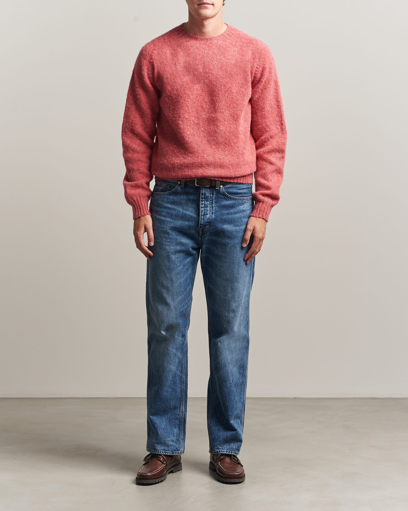 Herr | Tröjor | Harley Of Scotland | Brushed Supersoft Lambswool Crewneck Tea Rose
