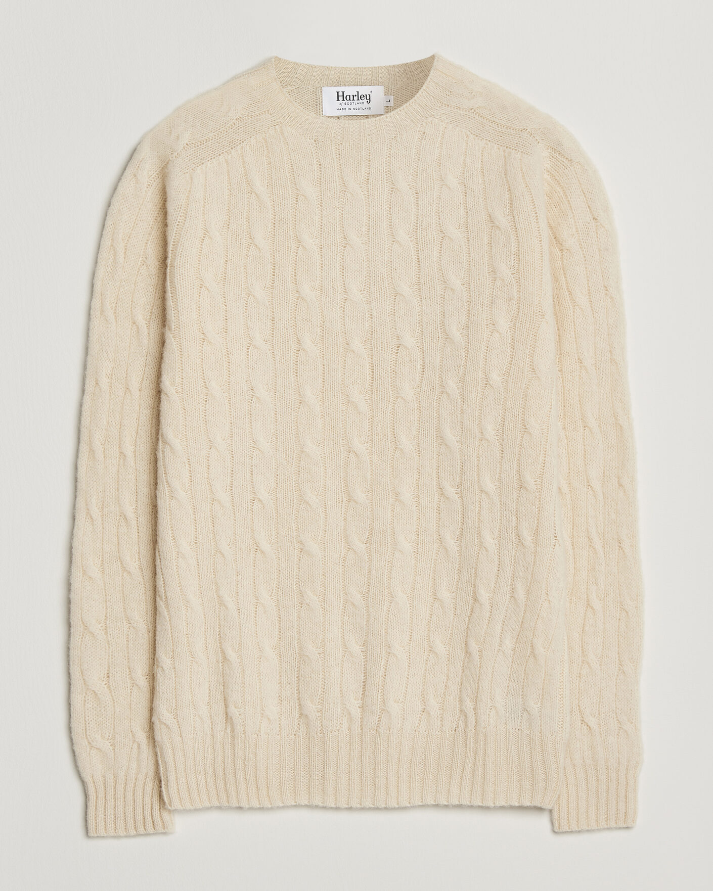 Herr | Tröjor | Harley Of Scotland | Brushed Supersoft Lambswool Cable Vanilla