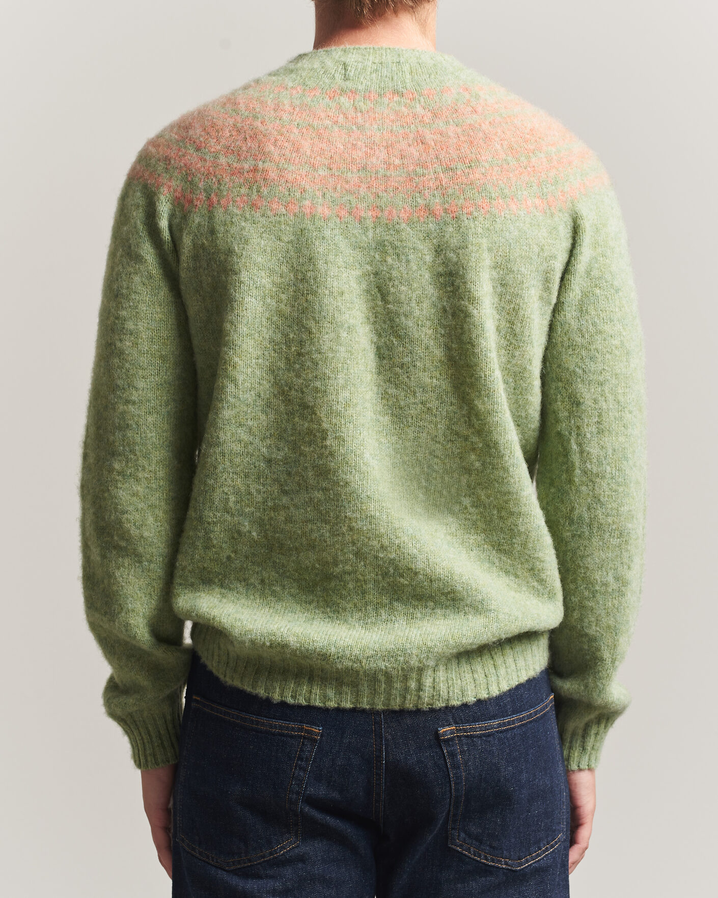 Herr | Tröjor | Harley Of Scotland | Brushed Supersoft Lambswool Yolk Fairisle Sage/Parfait