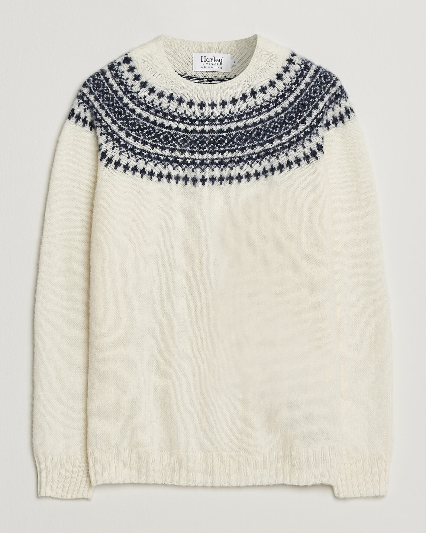 Herr | Tröjor | Harley Of Scotland | Brushed Supersoft Lambswool Yolk Fairisle Snow White/Navy