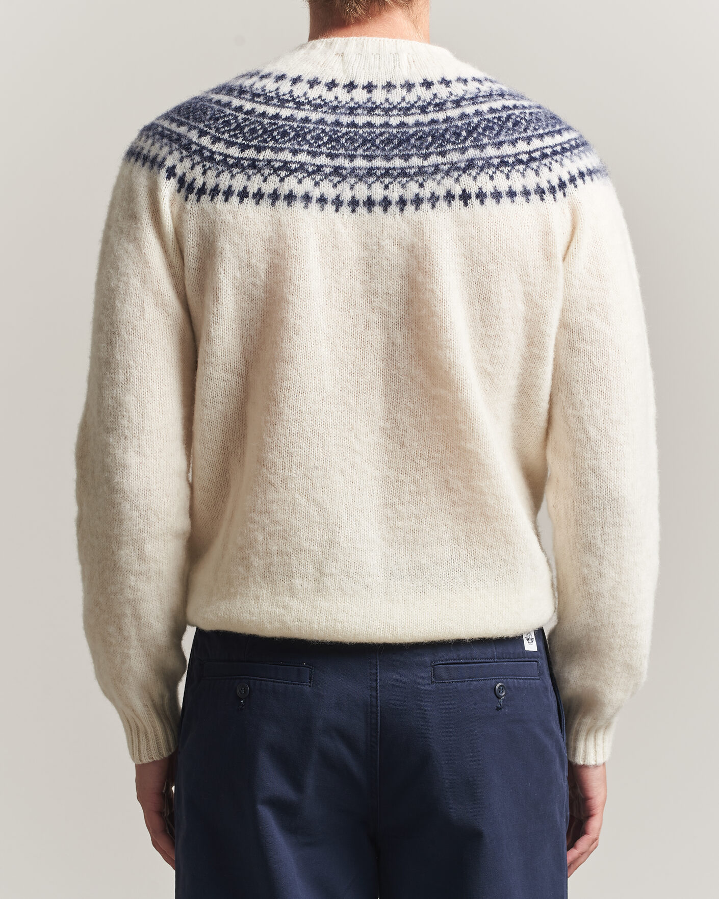 Herr | Tröjor | Harley Of Scotland | Brushed Supersoft Lambswool Yolk Fairisle Snow White/Navy