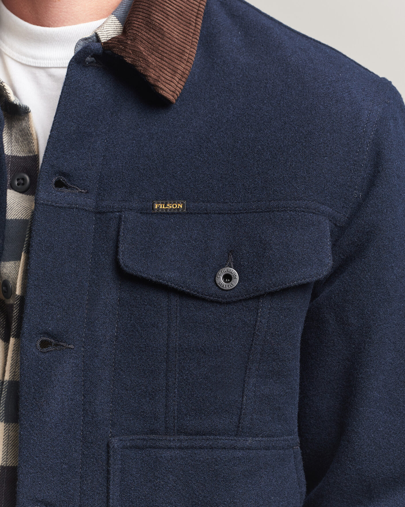 Herr | Jackor | Filson | Spokane Insulated Short Cruiser Navy