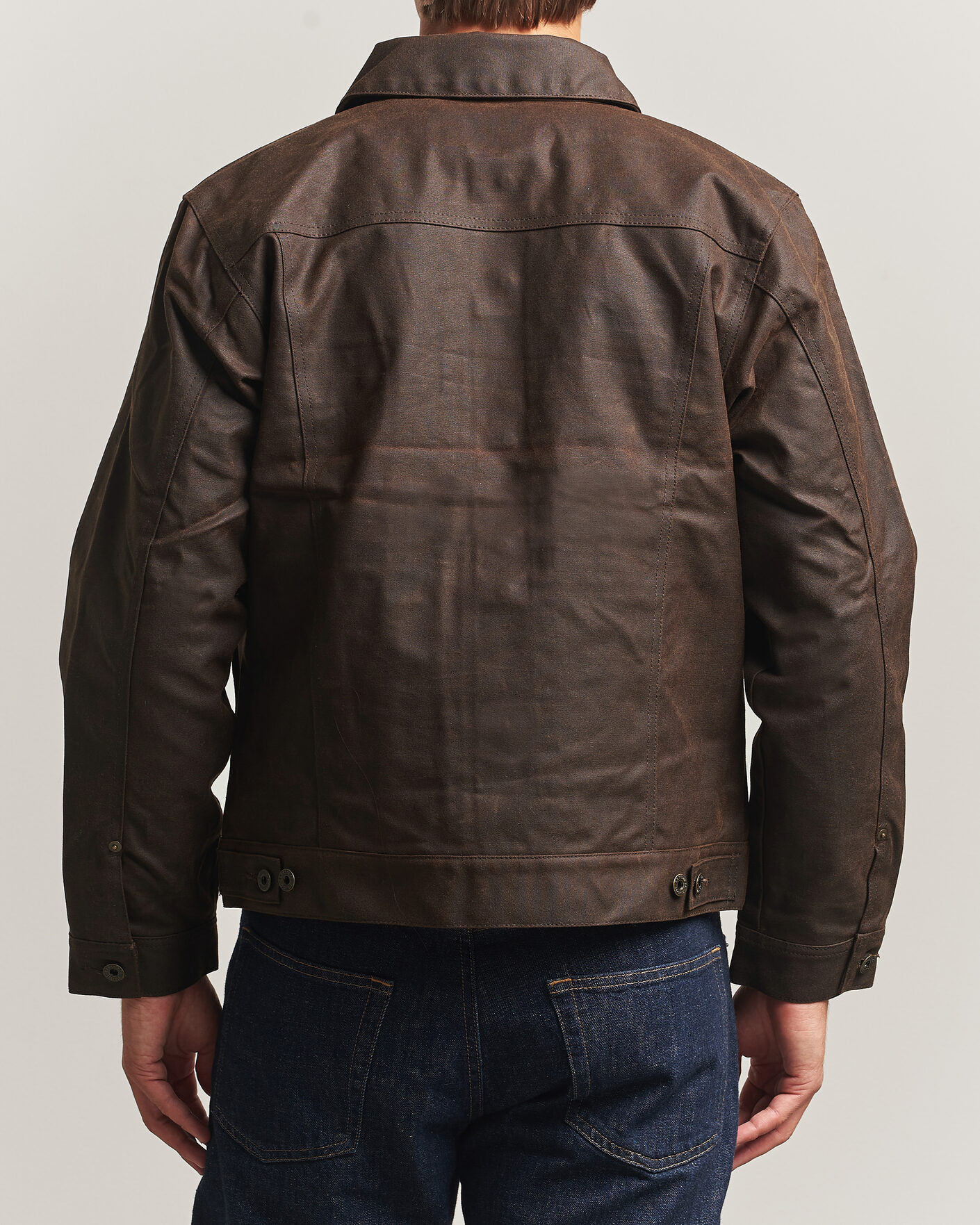 Herr | Jackor | Filson | Short Lined Tin Cloth Cruiser Dark Brown