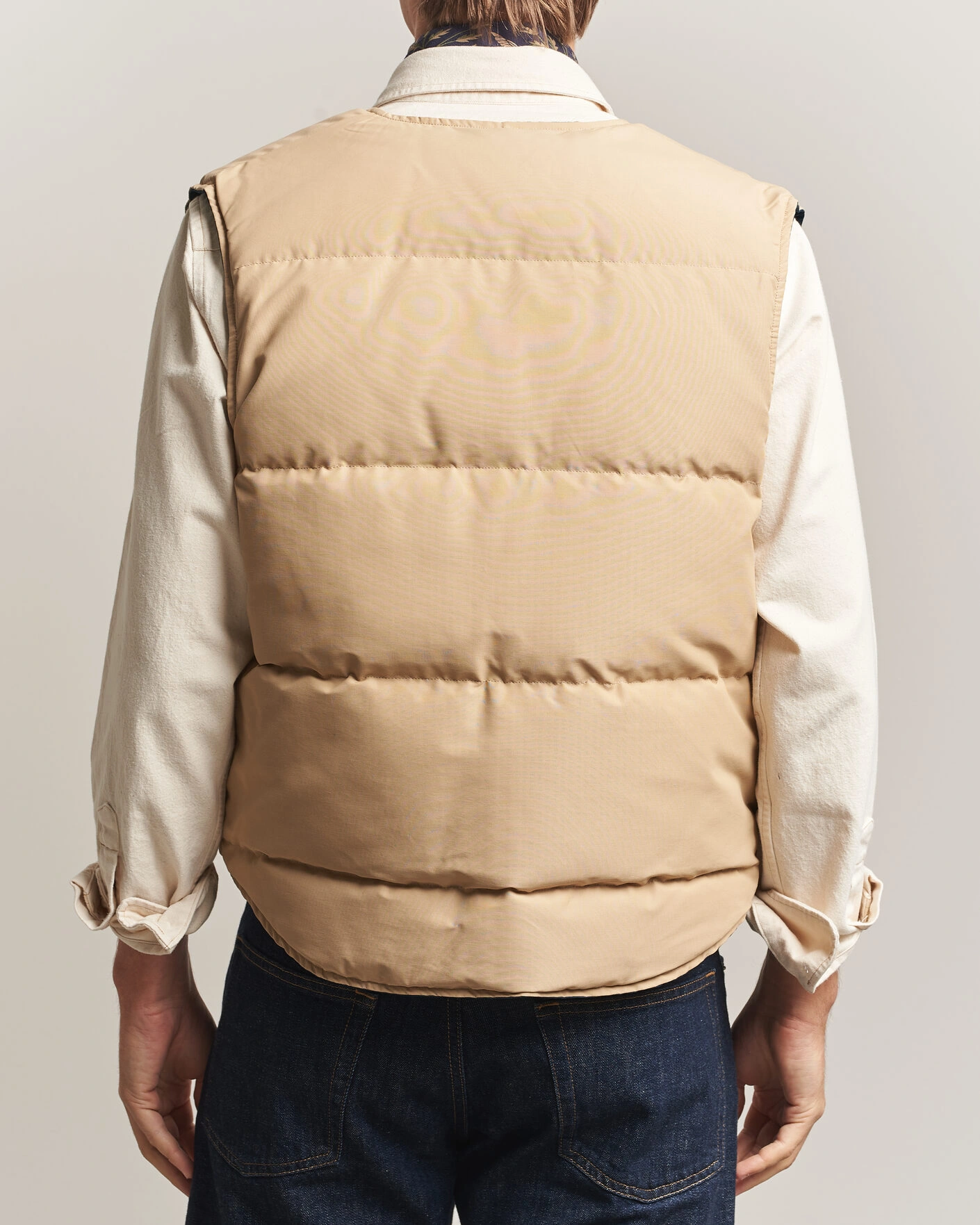 Herr | Västar | Drake's | Reversible Down Vest Petrol/Ecru