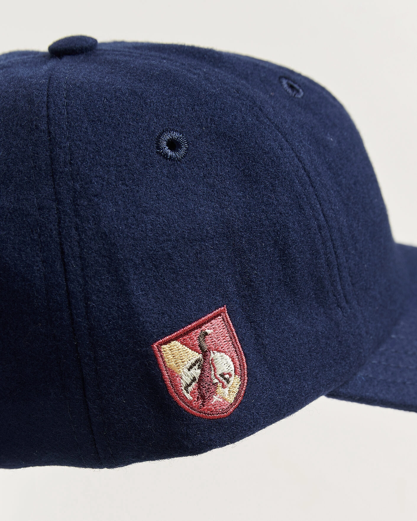 Herr | Drake's Crest Merino Wool Baseball Cap Navy | Drake's | Crest Merino Wool Baseball Cap Navy