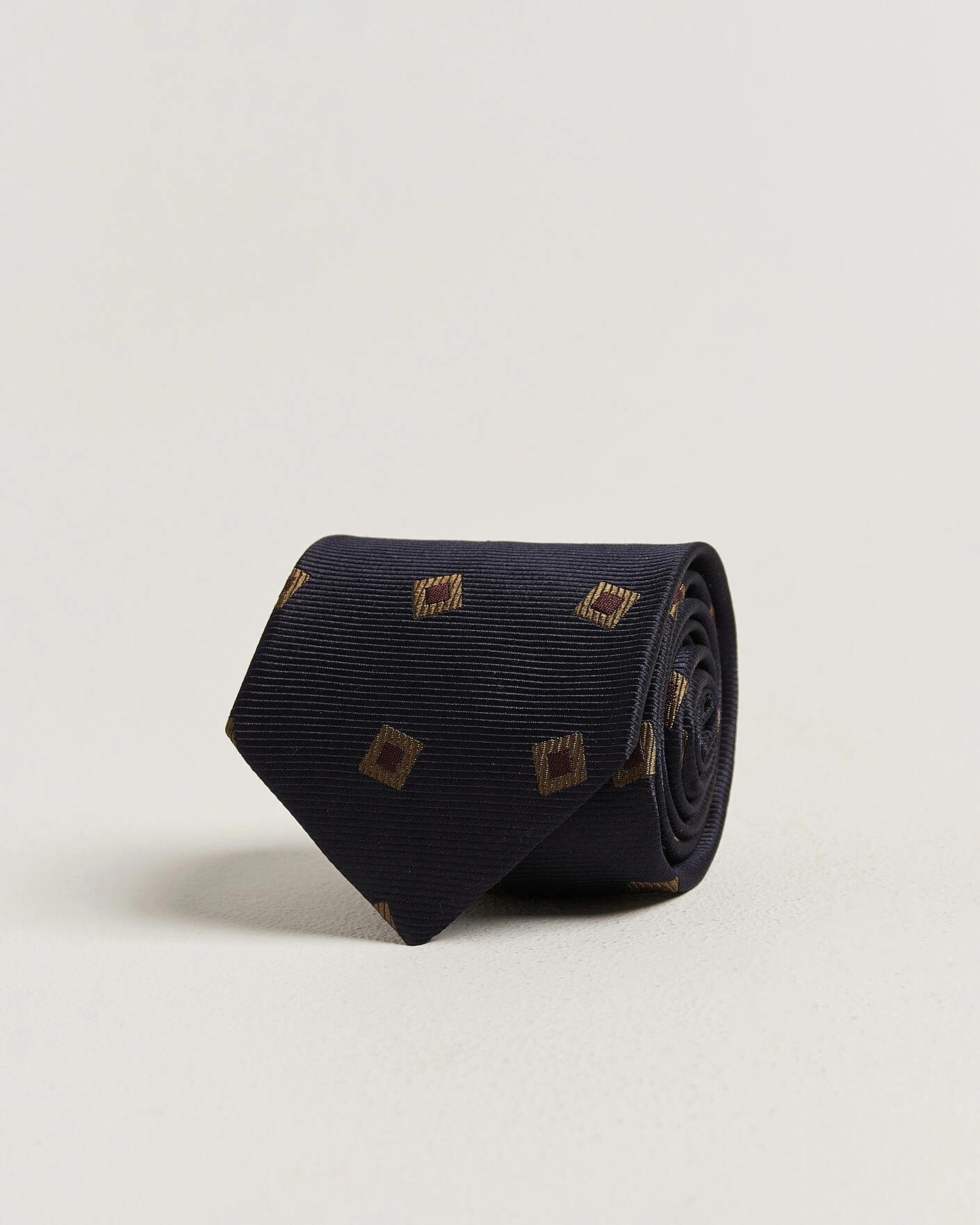 Herr | Slipsar | Drake's | Diamond Motif Silk Tie Navy/Gold/Red