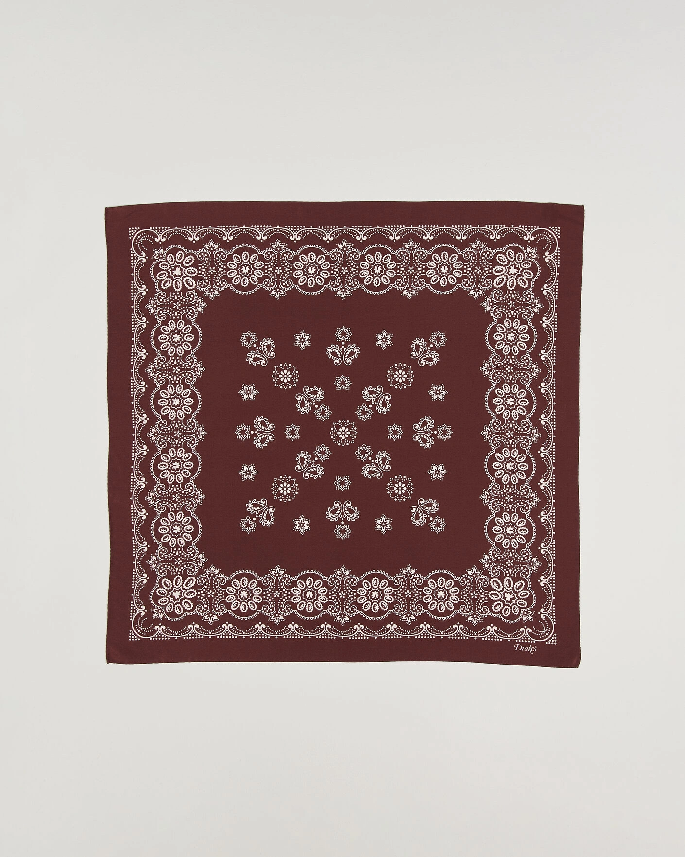 Herr | Scarves | Drake's | Traditional Silk Bandana Burgundy