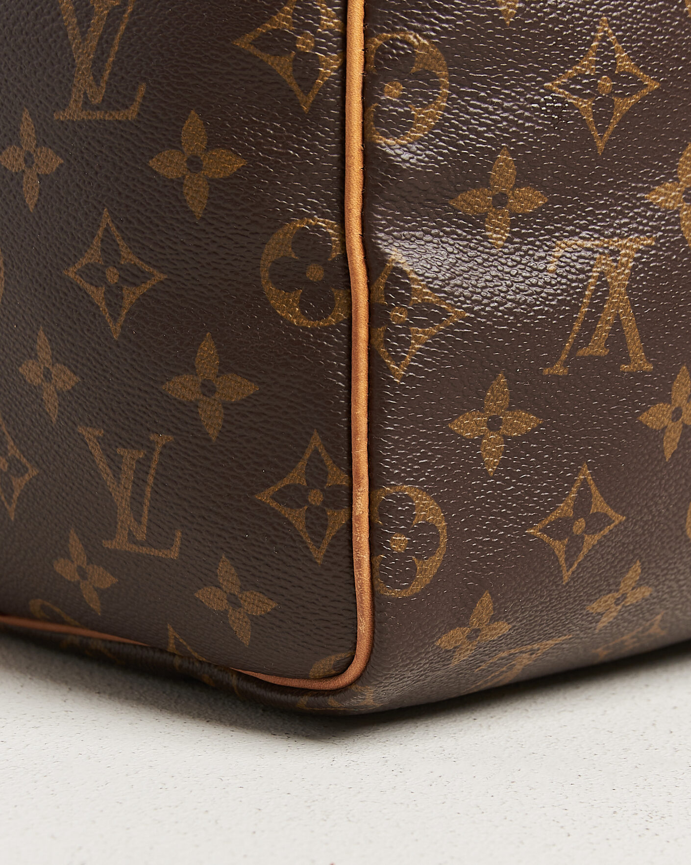 Herr | Pre-Owned & Vintage Bags | Louis Vuitton Pre-Owned | Keepall Bandouliére 55 Monogram