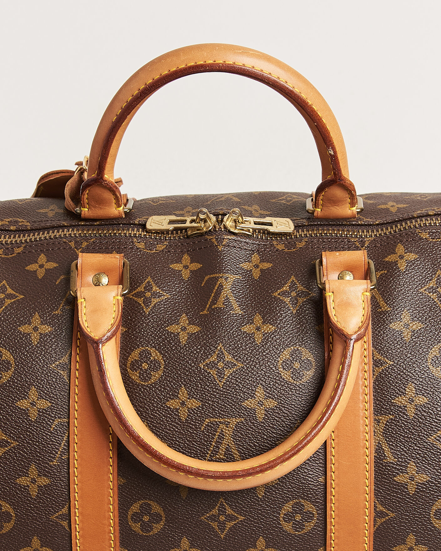 Herr | Pre-Owned & Vintage Bags | Louis Vuitton Pre-Owned | Keepall Bandouliére 55 Monogram