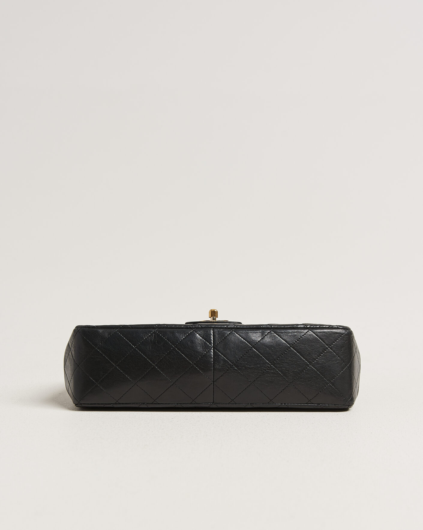 Herr | Pre-Owned & Vintage Bags | Chanel Pre-Owned | Vintage Classic Flap Bag Lambskin Black