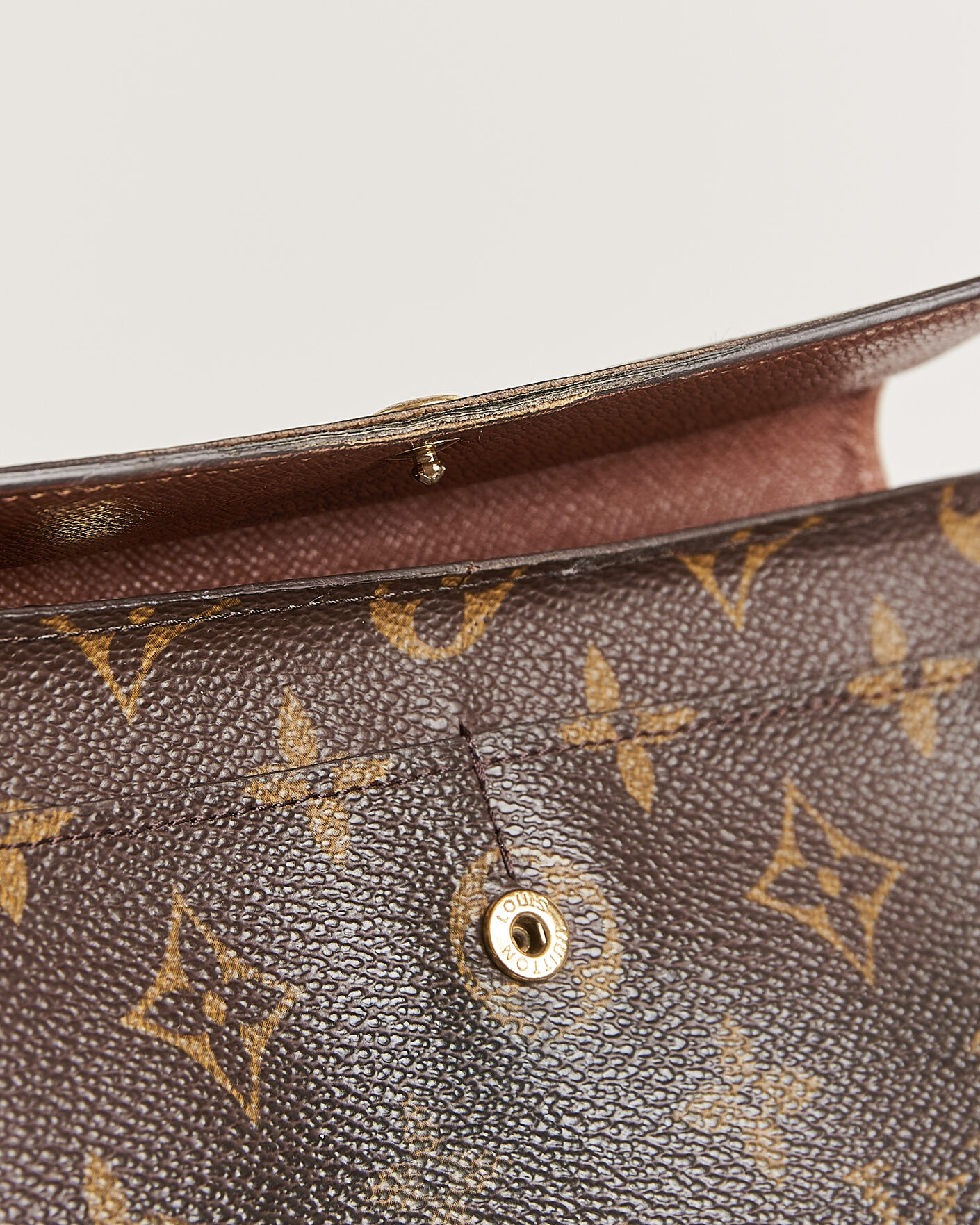 Herr | Pre-Owned & Vintage Bags | Louis Vuitton Pre-Owned | Multiple Wallet Monogram