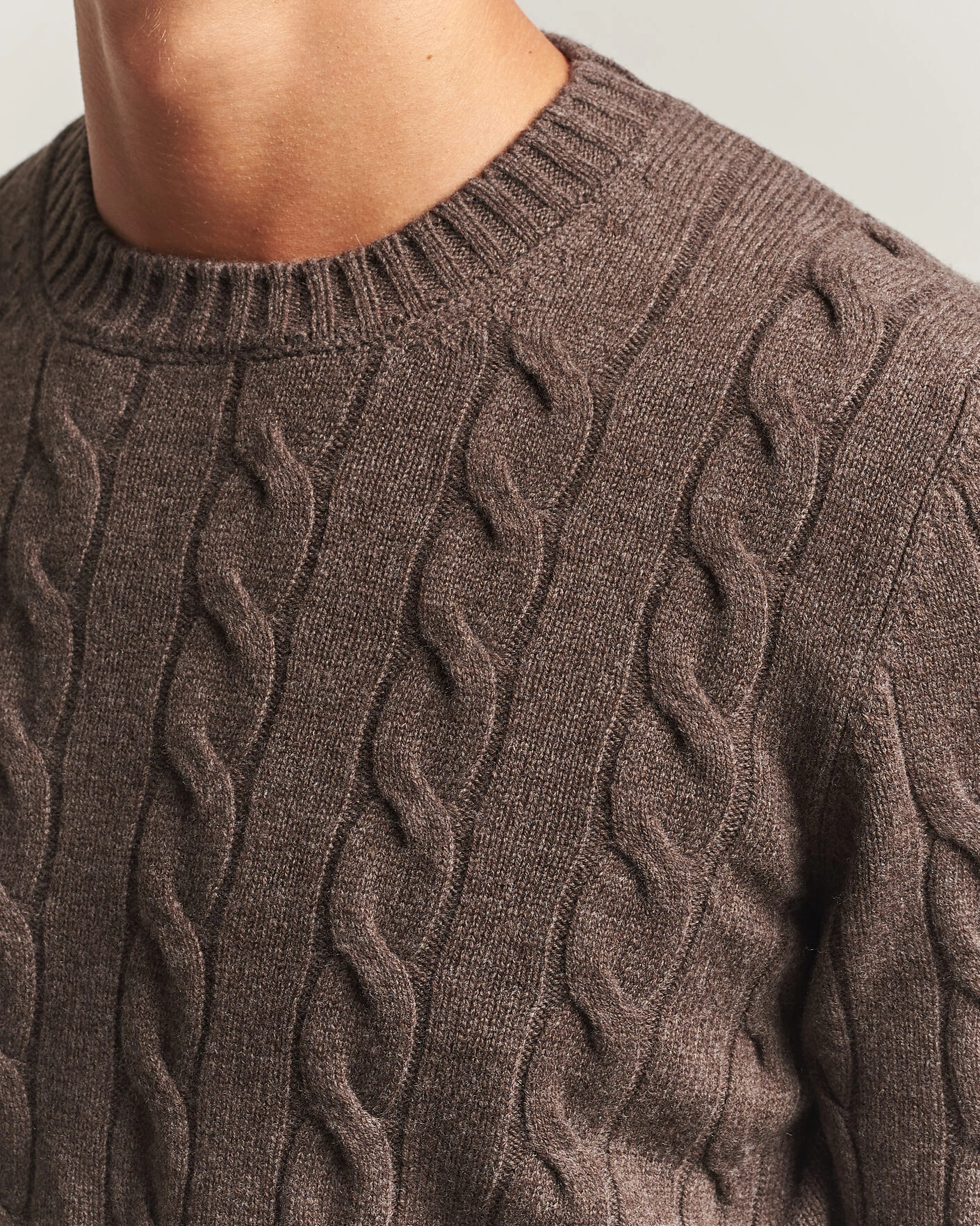 Herr | Tröjor | Gran Sasso | Wool/Cashmere Cable Crew Neck Dark Brown Melange