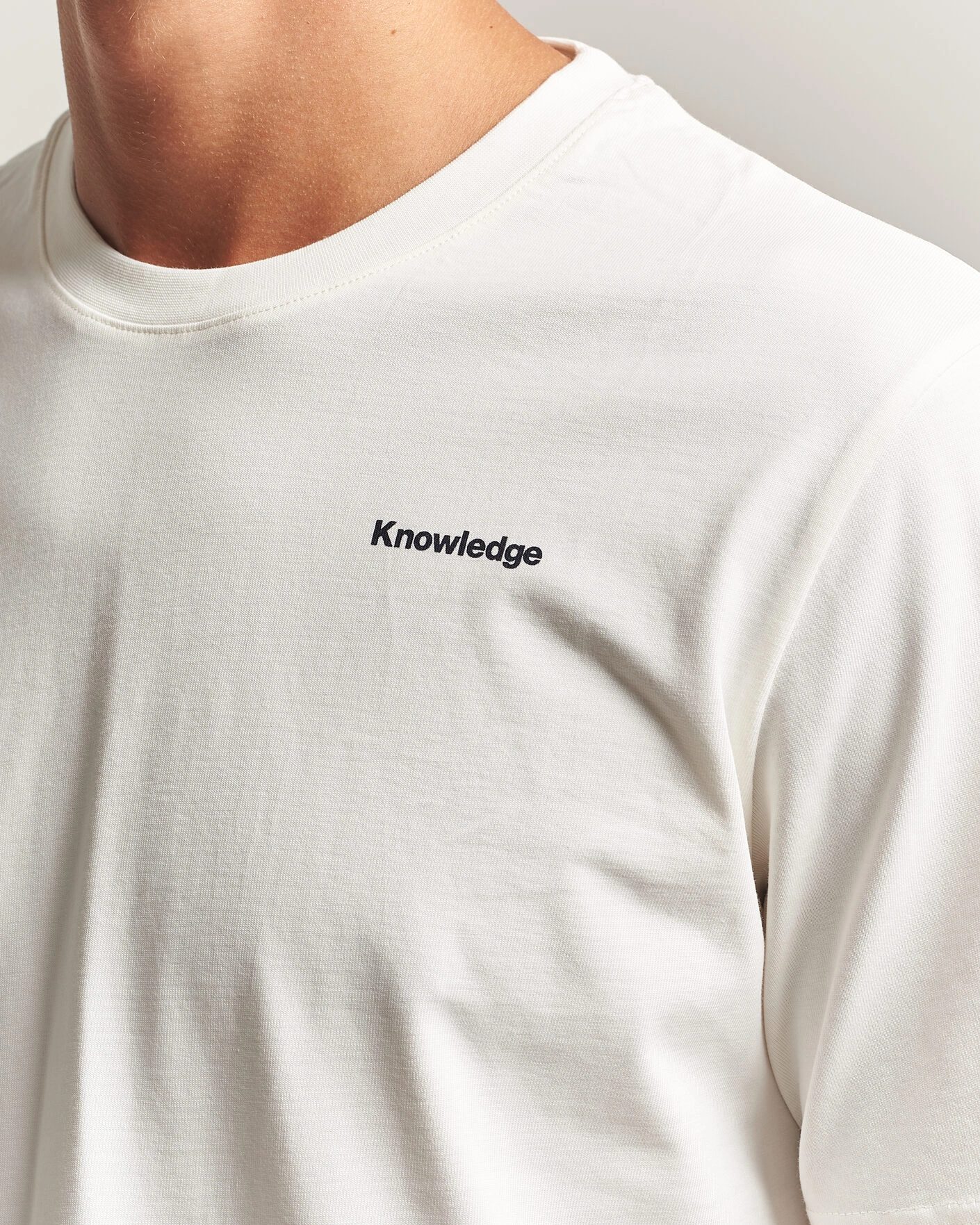 Herr | T-Shirts | KnowledgeCotton Apparel | Back Print T-Shirt Egret