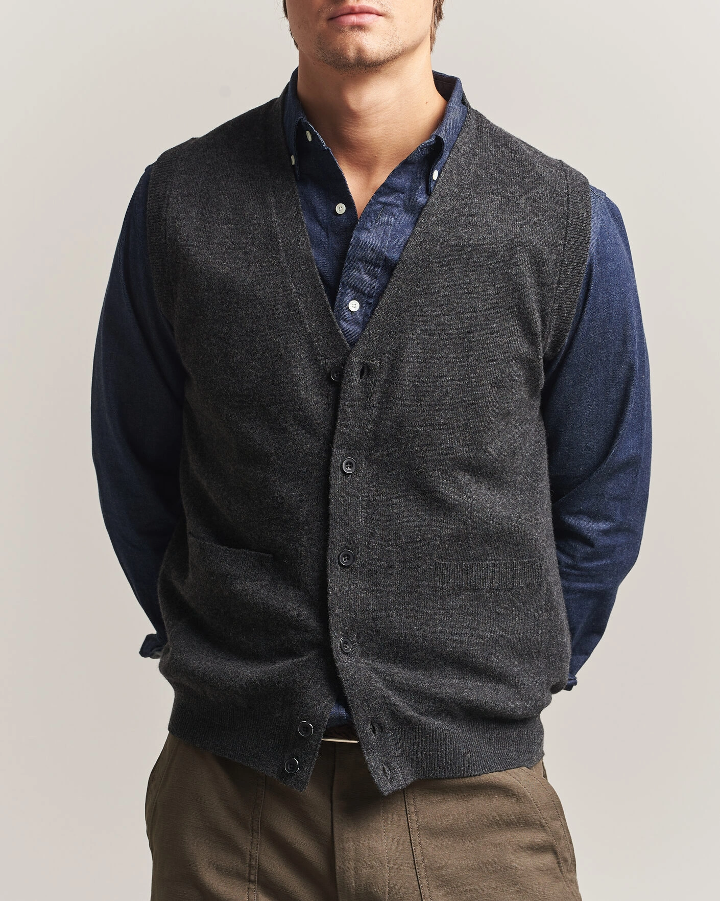 Herr | Tröjor | BEAMS PLUS | Button Knit Vest Charcoal