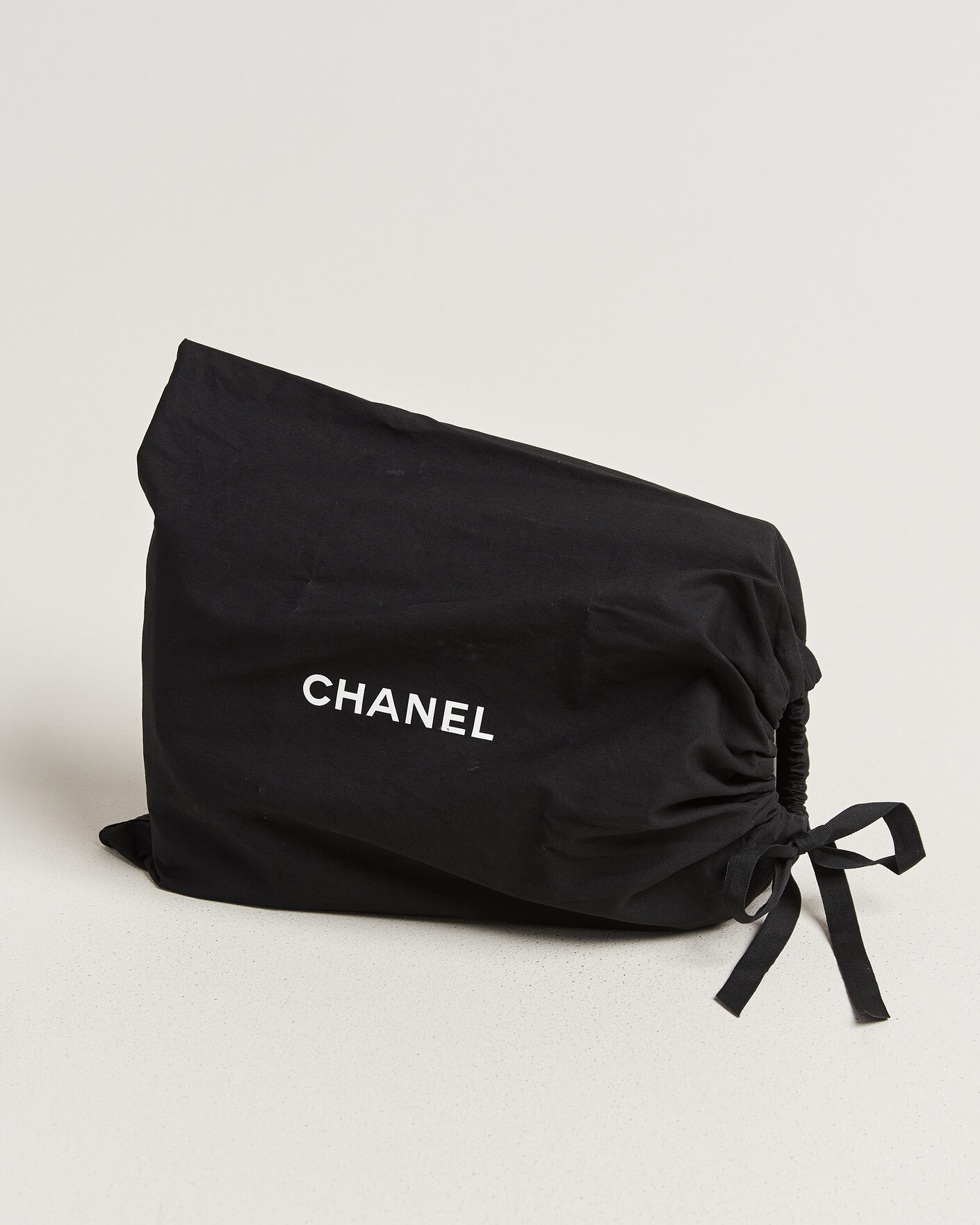 Herr | Pre-Owned & Vintage Bags | Chanel Pre-Owned | Classic Jumbo Double Flap Bag Lambskin Black