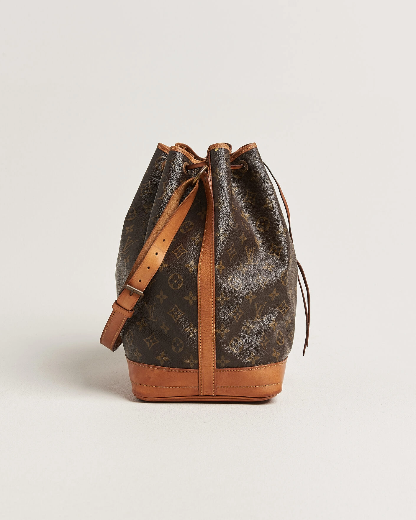 Herr | Pre-Owned & Vintage Bags | Louis Vuitton Pre-Owned | Noé Monogram
