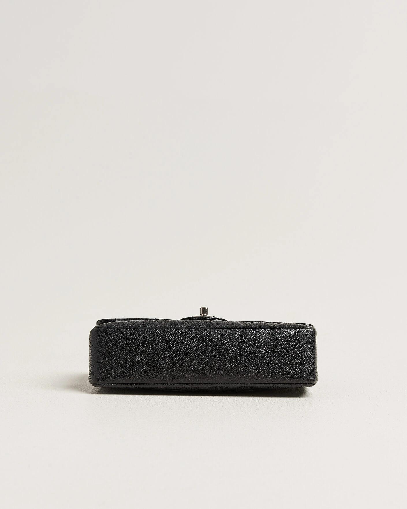 Herr | Pre-Owned & Vintage Bags | Chanel Pre-Owned | Classic Medium Single Flap Bag Caviar Black