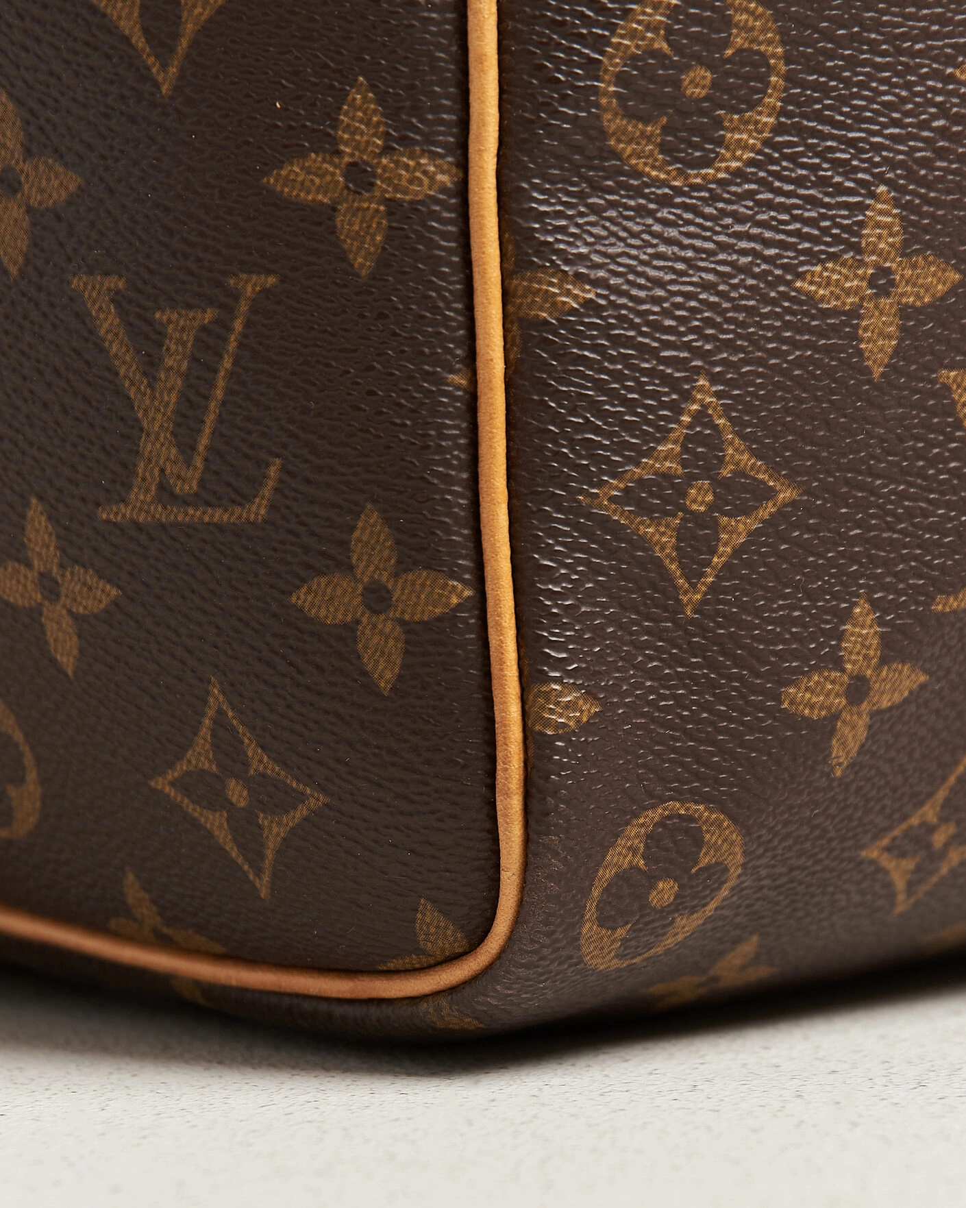 Herr | Pre-Owned & Vintage Bags | Louis Vuitton Pre-Owned | Keepall Bandouliére 50 Monogram