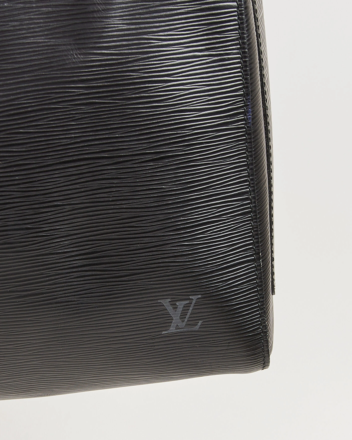 Herr | Pre-Owned & Vintage Bags | Louis Vuitton Pre-Owned | Keepall 60 Epi Leather Black