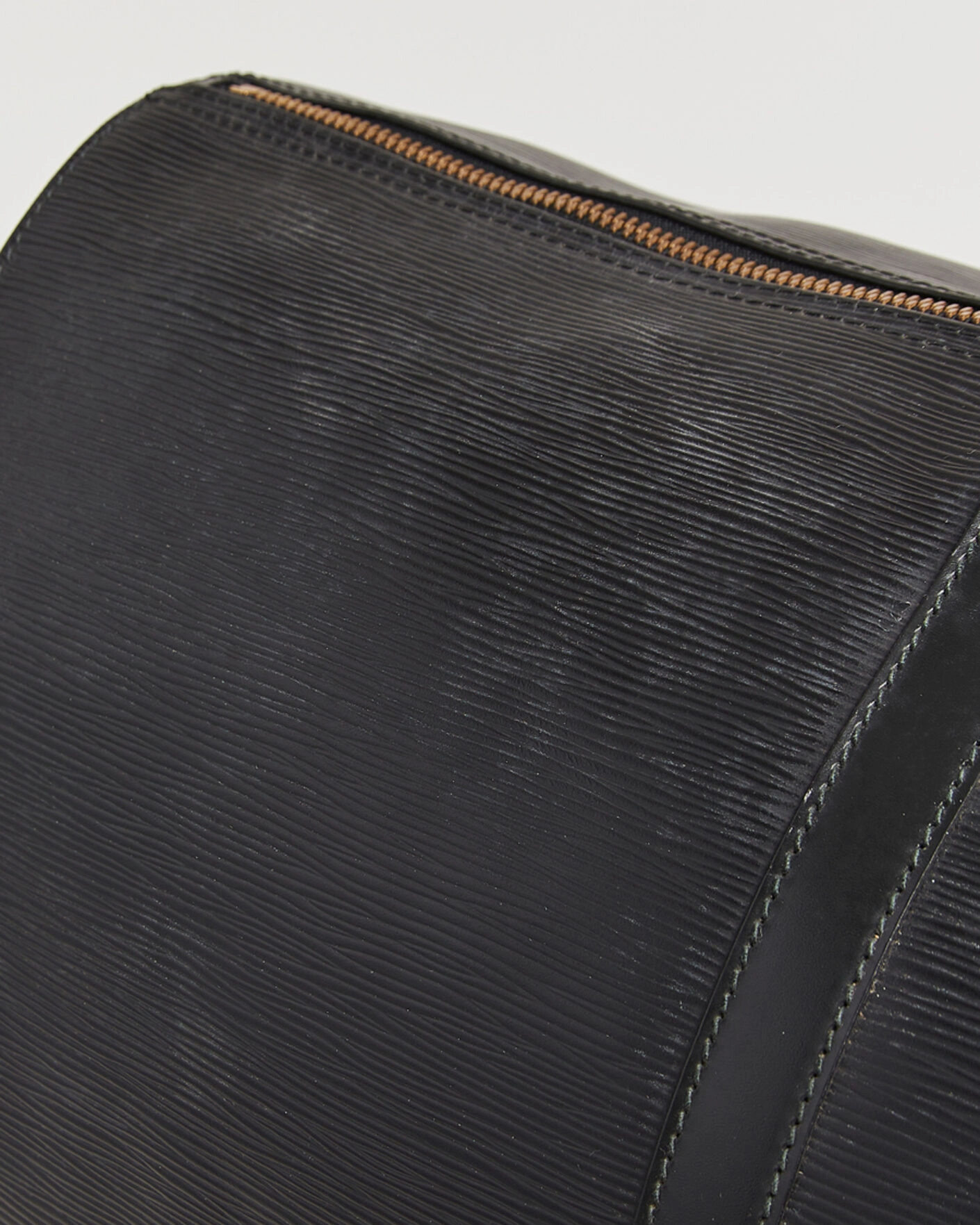 Herr | Pre-Owned & Vintage Bags | Louis Vuitton Pre-Owned | Keepall 60 Epi Leather Black