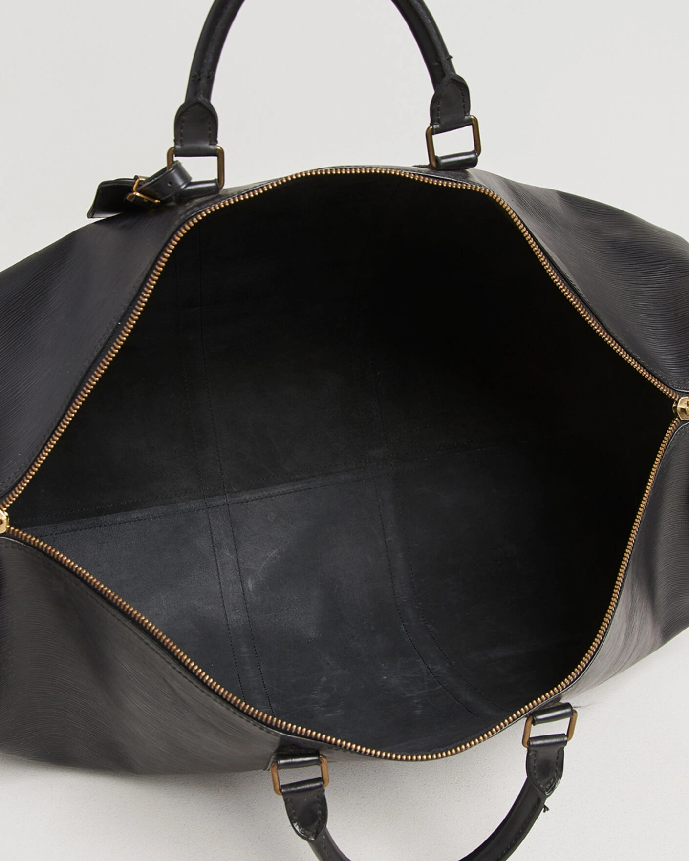 Herr | Pre-Owned & Vintage Bags | Louis Vuitton Pre-Owned | Keepall 60 Epi Leather Black