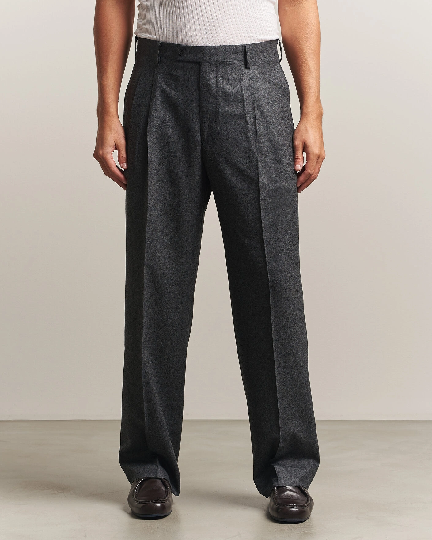 Herr | Byxor | Auralee | Super Light Wool Pants Charcoal