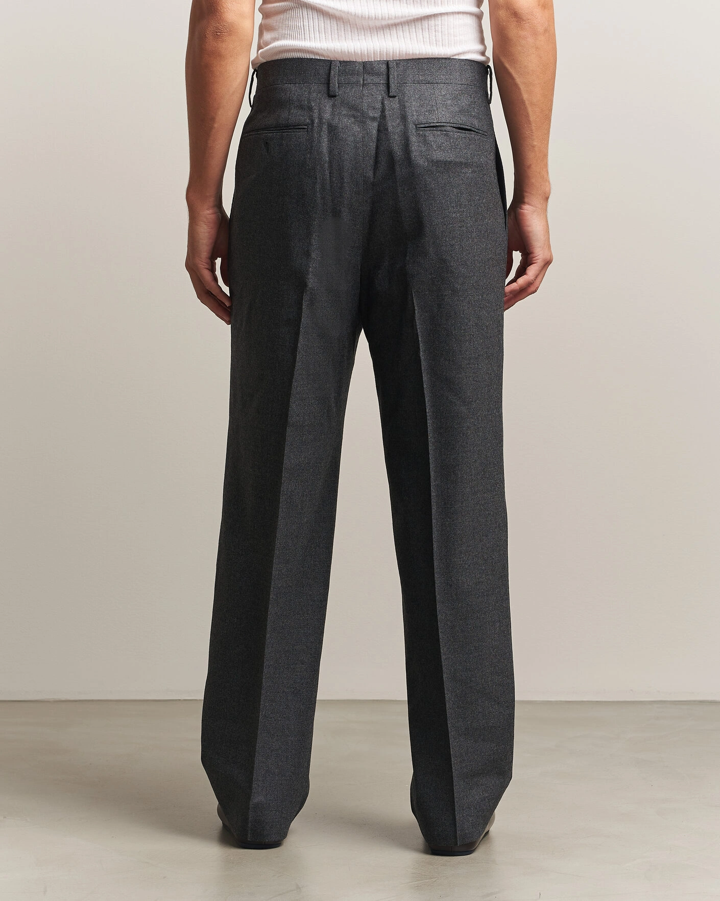Herr | Byxor | Auralee | Super Light Wool Pants Charcoal