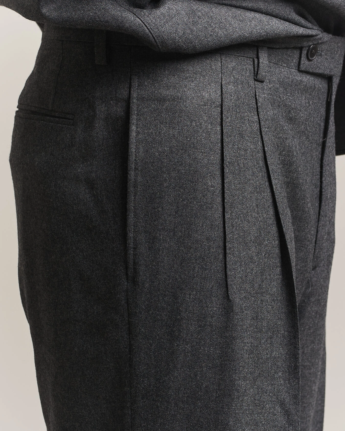 Herr | Byxor | Auralee | Super Light Wool Pants Charcoal