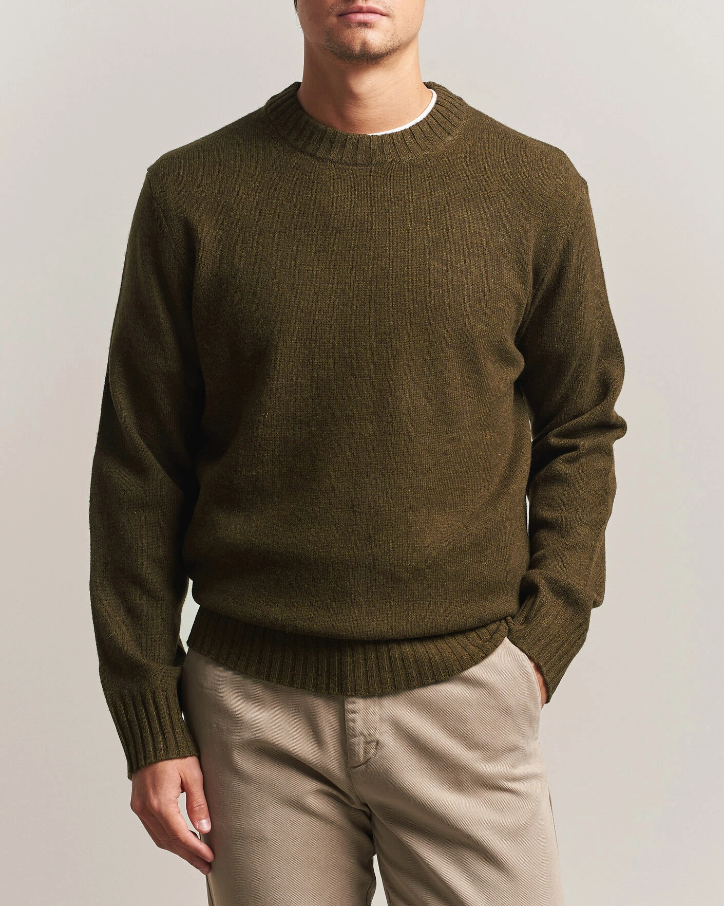 Herr | Tröjor | A Day's March | Marlow Lambswool Sweater Forest Green